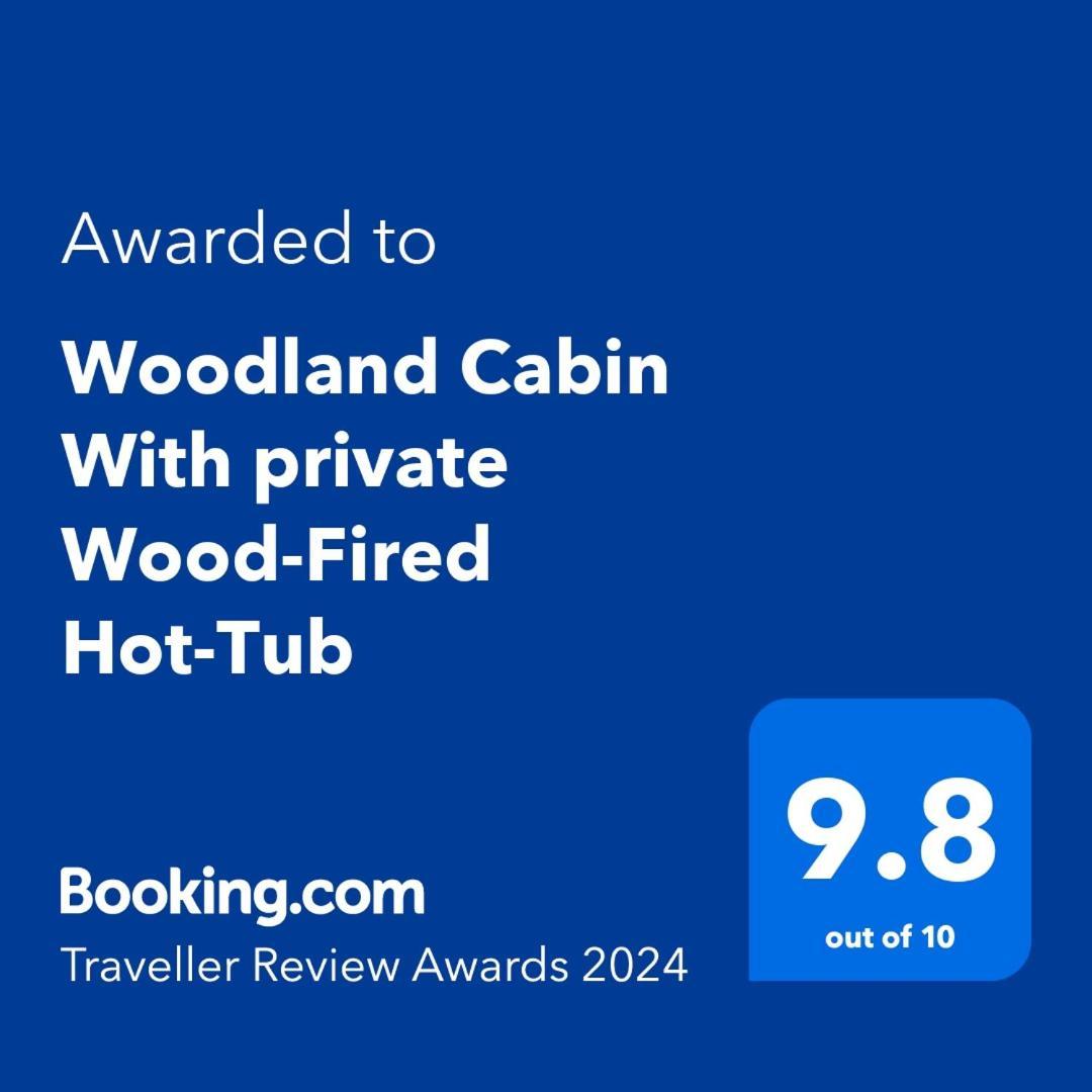 Woodland Cabin With Private Wood-Fired Hot-Tub Villa Farnham  Luaran gambar